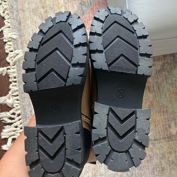 Women’s Devan Winter Boot Tan/Black 7.5 - Picture 8 of 8